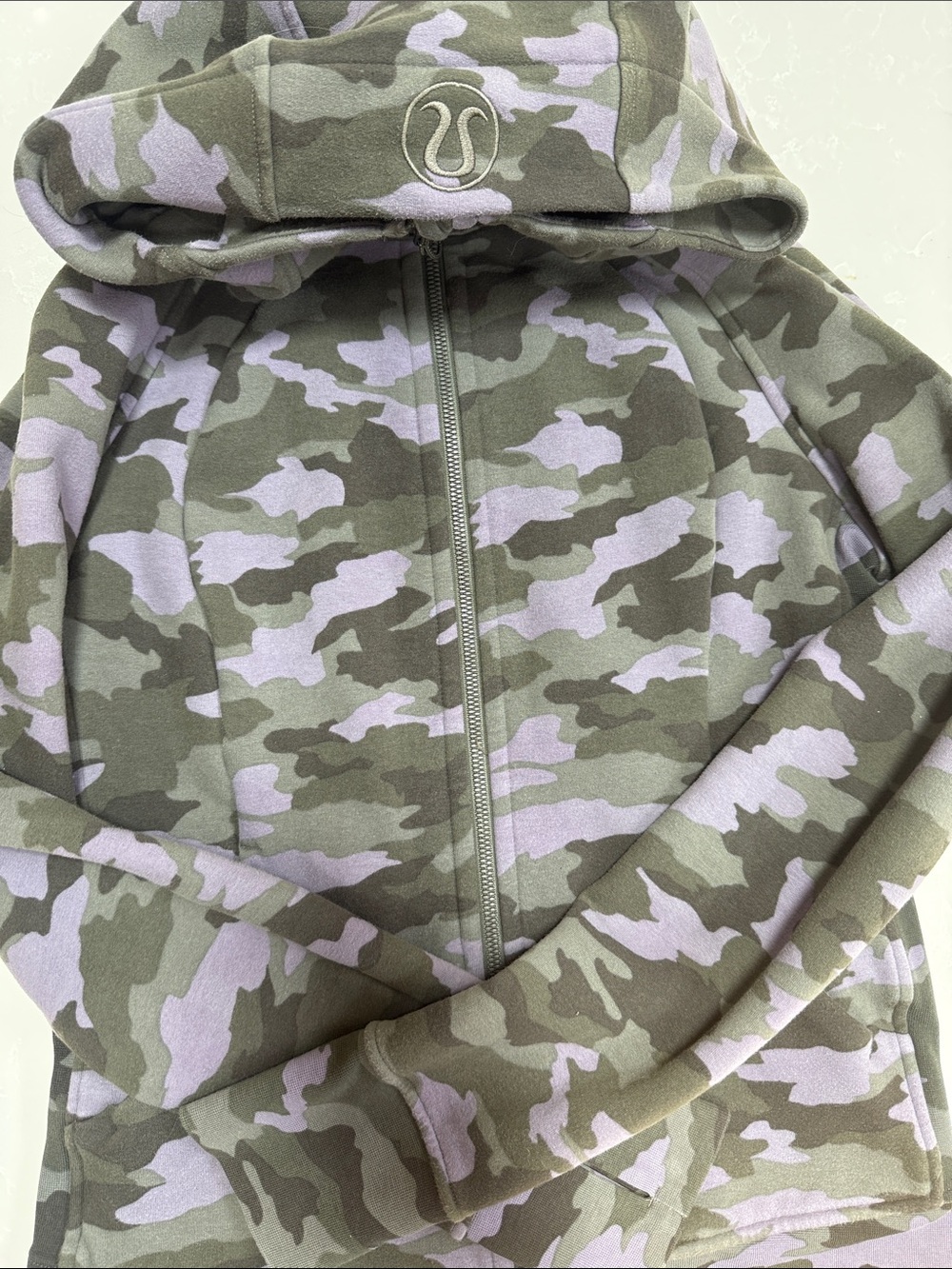lululemon Scuba hoodie Olive Green and Lavender Camo Zip Hoodie size 8